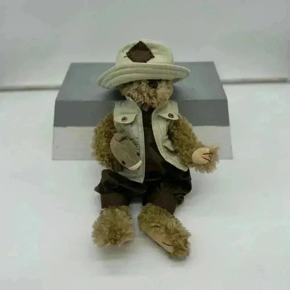 THE BEARINGTON COLLECTION Bear Fishing Grandpa Plush Bear 14” Fuzzy Brown Dad - Picture 1 of 5